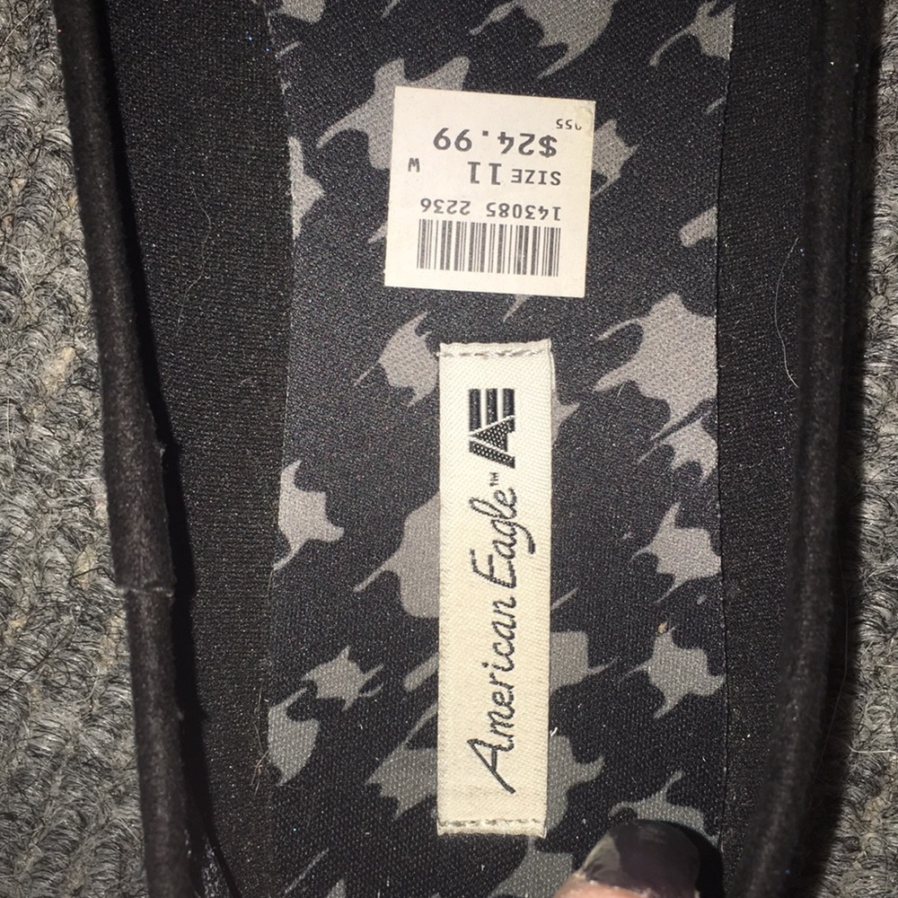 Shoes - Picture 3 of 3